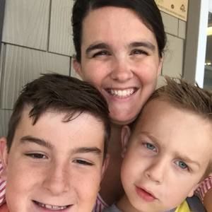 Meet your Posher, Angie